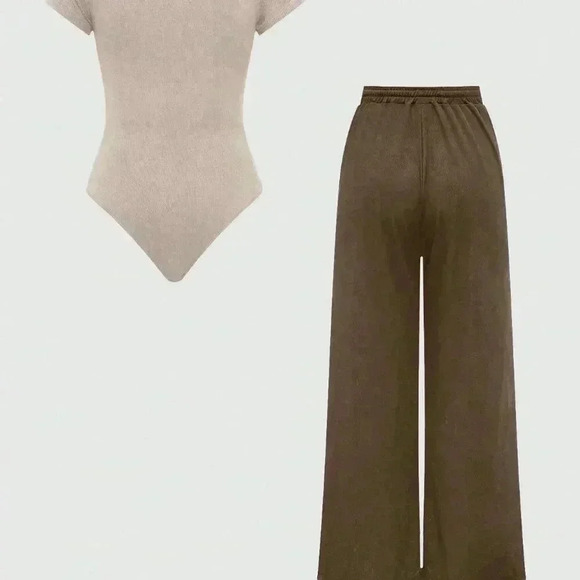 Apricot Casual Women's Solid Color Short Sleeve Bodysuit And Drawstring Pants - Picture 2 of 6